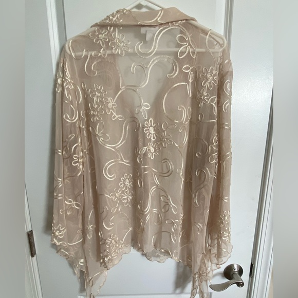 Embroidered Top - Picture 2 of 7